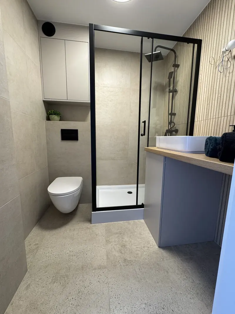 Łazienka po home stagingu