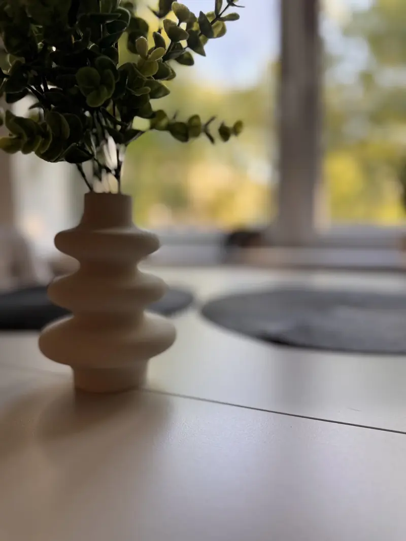 Detal dekoracyjny po home stagingu